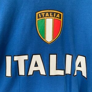 Italia T-shirt. Royal blue. Size medium (European sizing, fitted).